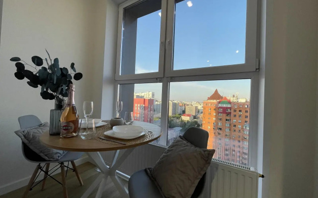 Infinity of Days (Инфинити оф Дэйс) на улице Гафури