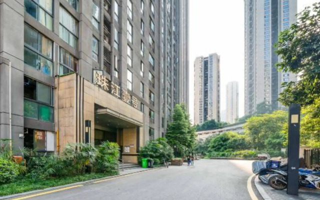 Pearl River No.1 River View Hotel