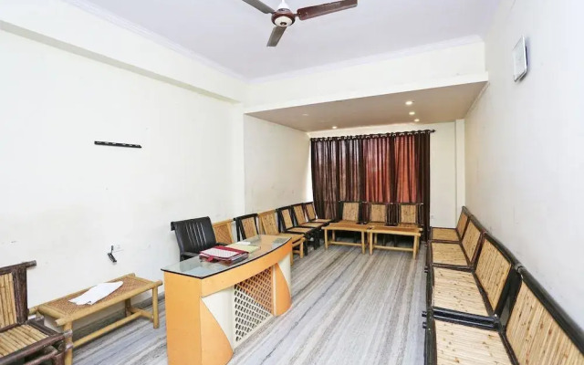 Oyo 9654 Hotel Arco Palace