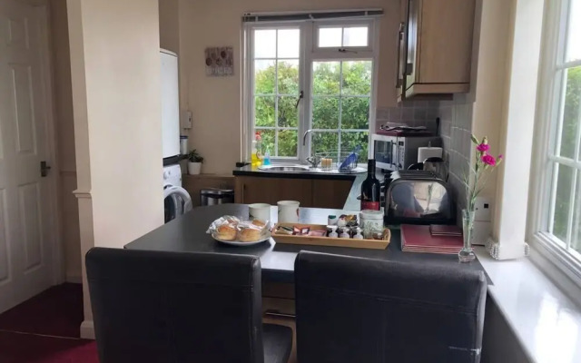 2 Bedroom Chalet - Praa Sands, Cornwall
