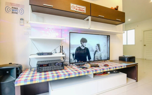 Party Home Pool Villa Hua Hin