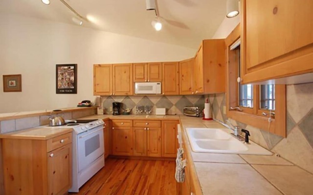 Saddle Creek Townhomes by Pioneer Ridge Management