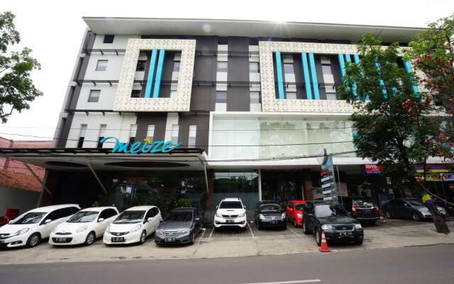 Meize Hotel Bandung