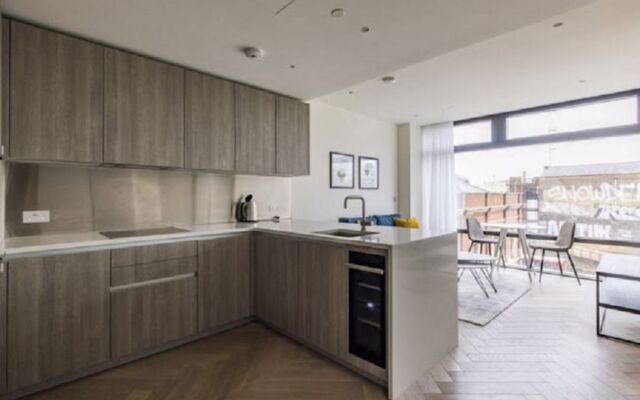 Liverpool Street, Shoreditch