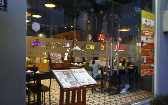 Dee Dee Danang Hostel