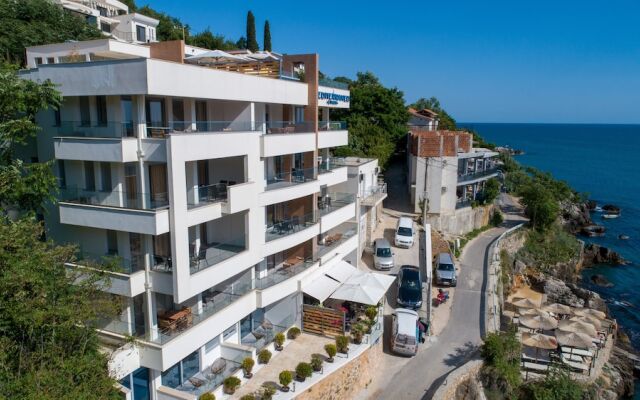 Buzuku Apartments Liman- Mediterraneo