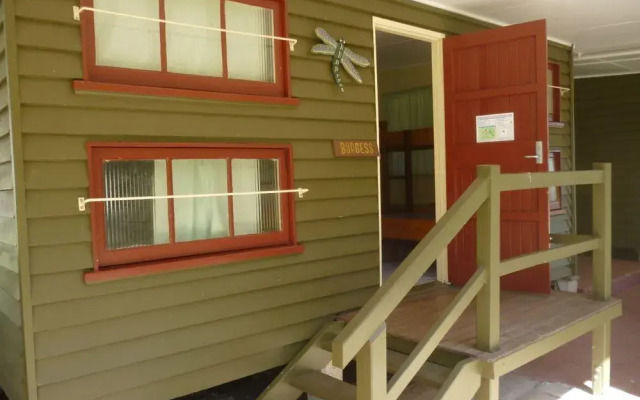 Christmas Creek Cafe & Cabins