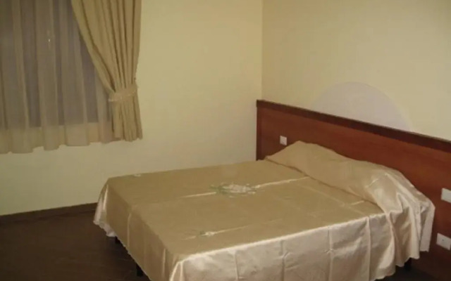 Residence Le Ginestre Hotel