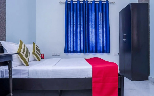 Maple Comfort By OYO Rooms