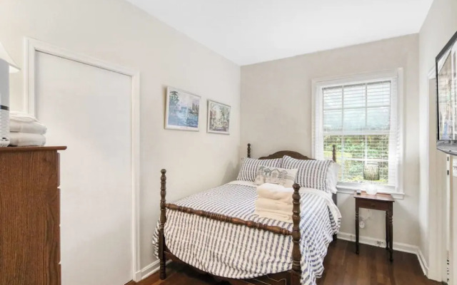 Sun, Shells and Seaspray w/ Lanai