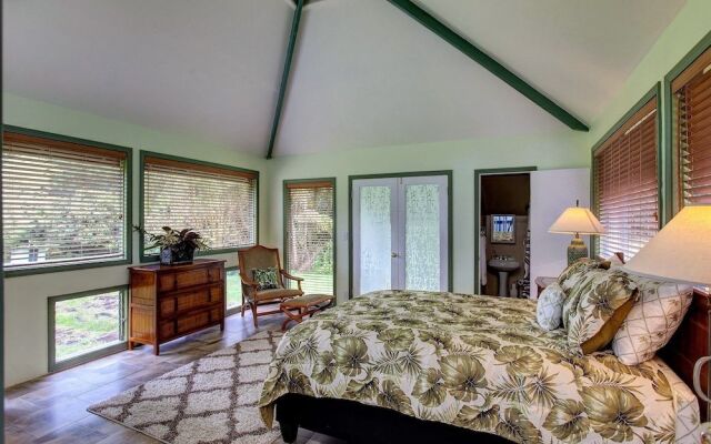 Big Island Bali Hideaway 2 Bedroom Home by Redawning