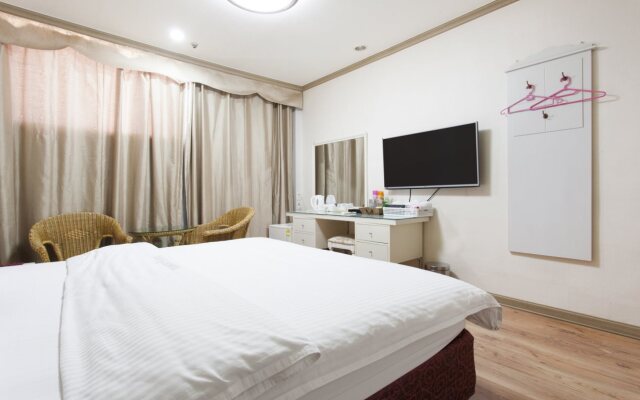 NS Hotel