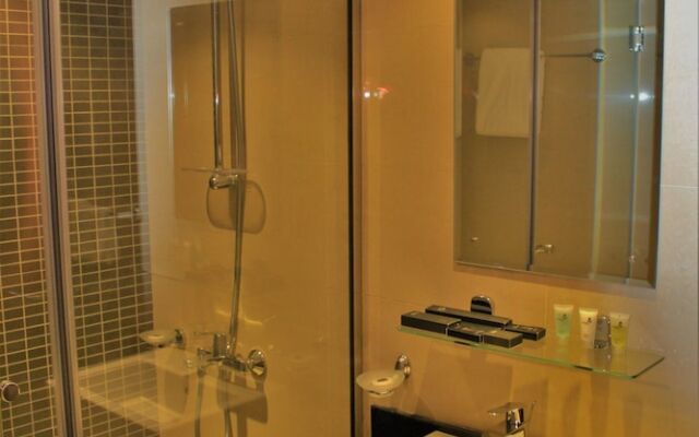 Muscat Express Hotel