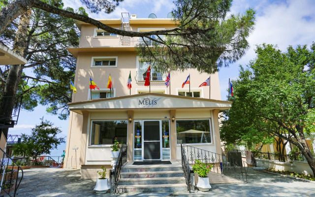 Melis Otel