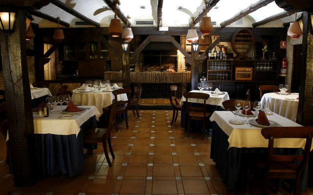 El Aguila Hotel