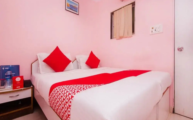 OYO 13471 Hotel HomeStay