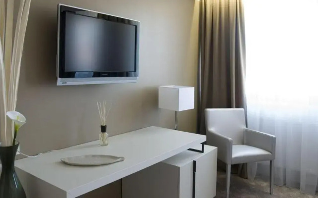 Pearl Hotel