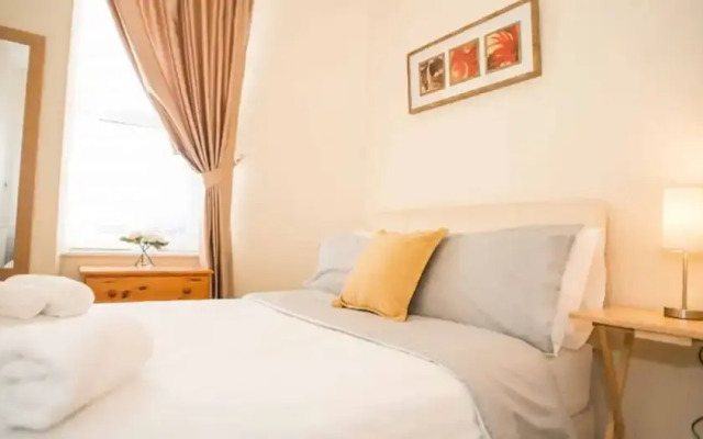 Great City Apartment