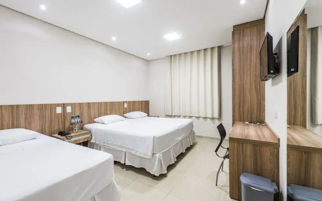 Serata Hotel