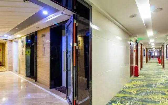 1201 Theme Hotel