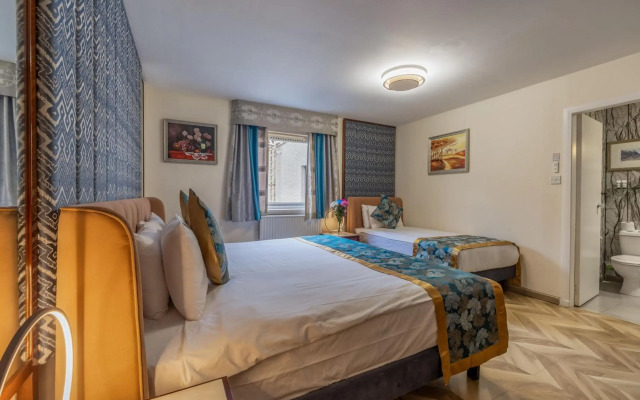 Muthu Fort William Hotel