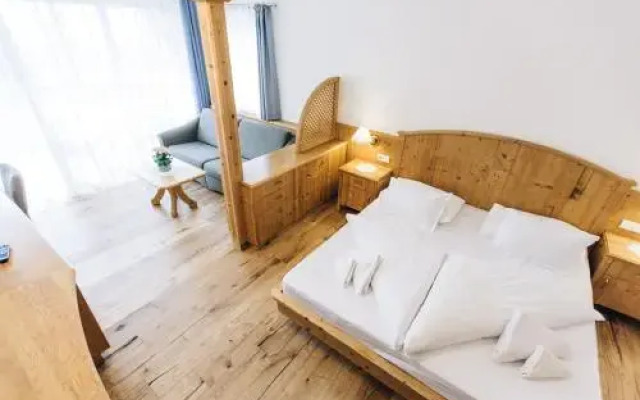 Hotel Tenz