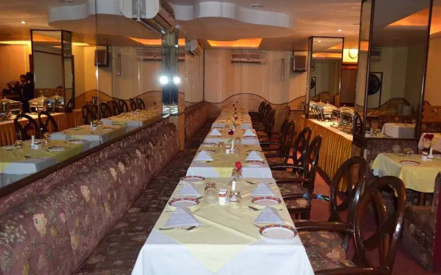 Grand Sartaj