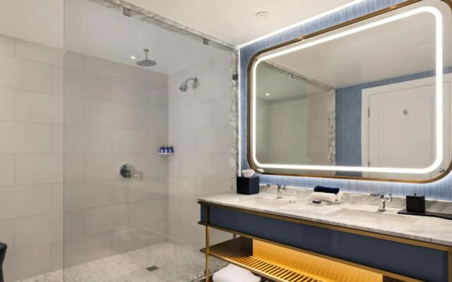 Fontainebleau Las Vegas, MICHELIN Key Award Hotel - photo 3