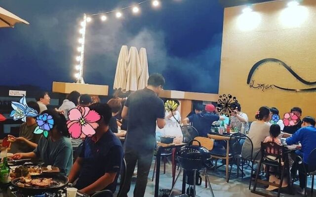 Ocean View Rooftop Barbecue Incheon Yeongjongdo Inter Hotel