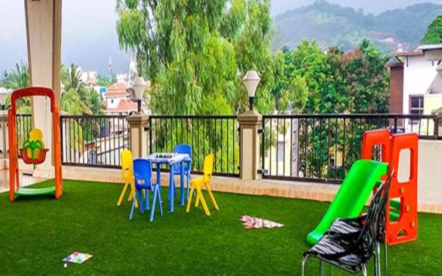 Fabhotel Shree Sai Residency