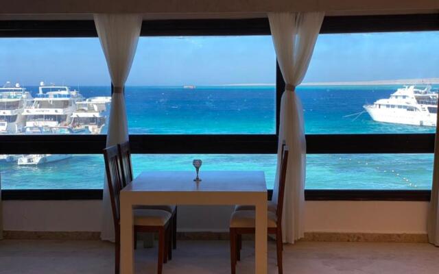 Alia Beach Residence