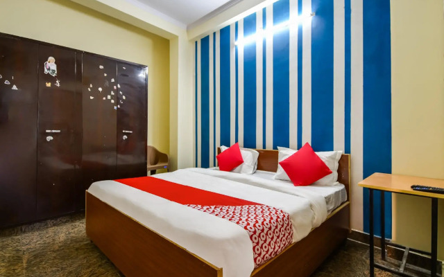 Pragati Guest House by OYO Rooms