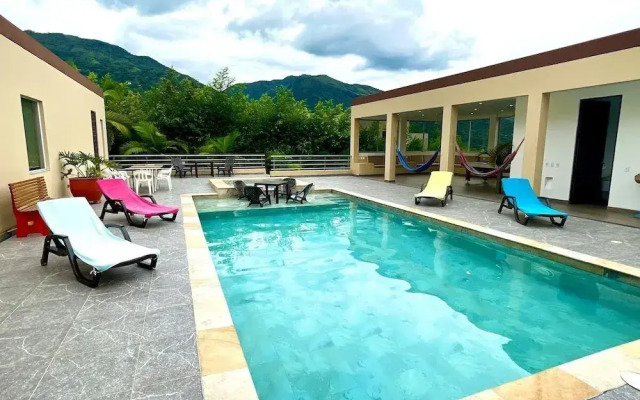 Maravillosa CASA FINCA piscina wifi tv