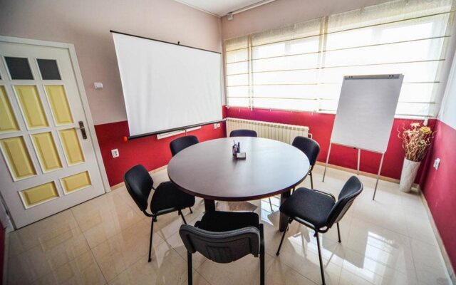 Garni Hotel 018 In
