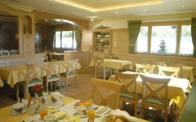 Gasthof Pension Rega