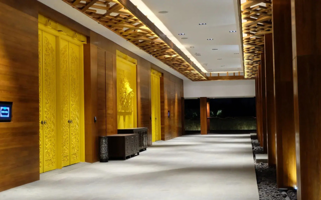 Отель Indigo Bali Seminyak Beach