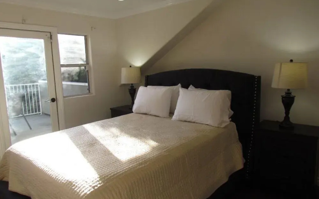 2 Floors House with Pool and Huge Relax
