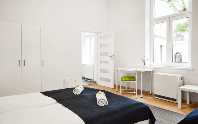 Light Apartment Zyblikiewicza Street
