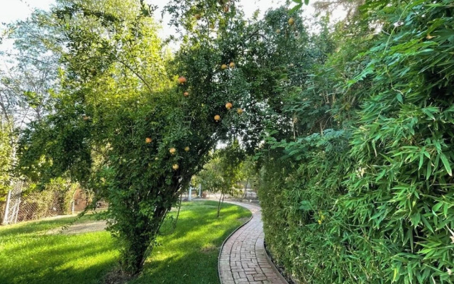 Paradise Vacation Estate Near Universal Studios