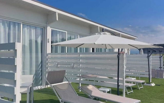 Luxury pool Suites - Città Bianca