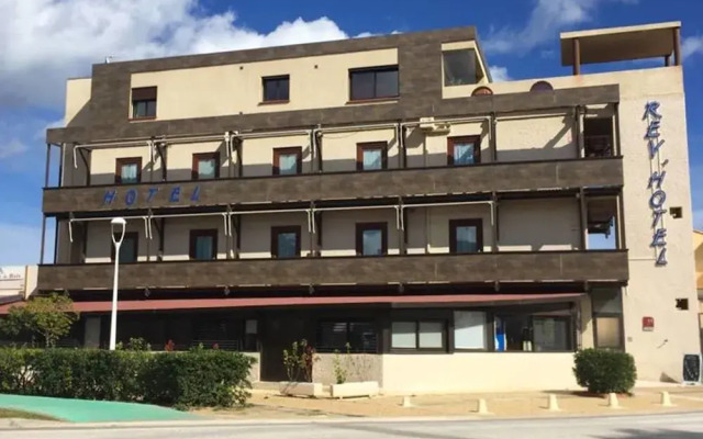 Rev'Hotel