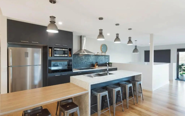 Kingfisher Retreat at Eden Cove