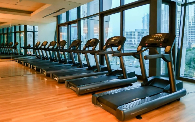 5 Apt in Architectural Marvel of Dubai