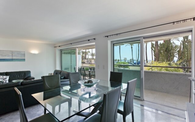 Amazing apartment in luxury residence