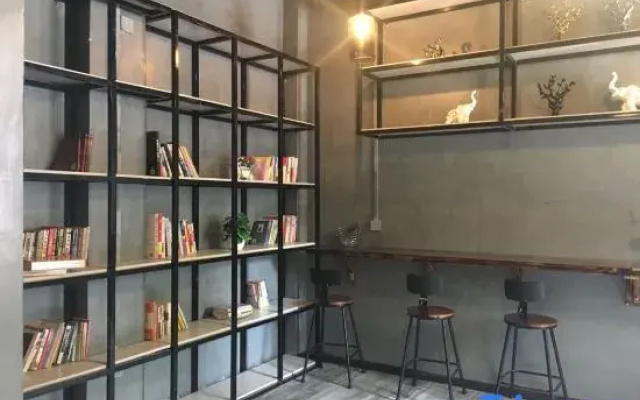 Sanchi Lane Inn (Guilin Railway Station Xiangshan Park Branch)