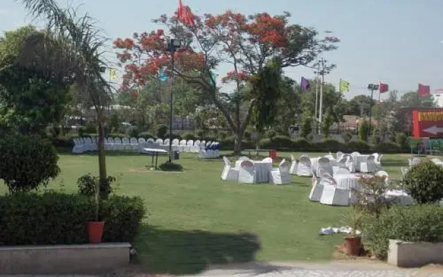 Hotel Amar Palace