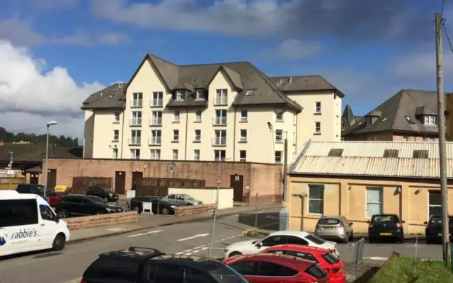 1/5 Lismore House