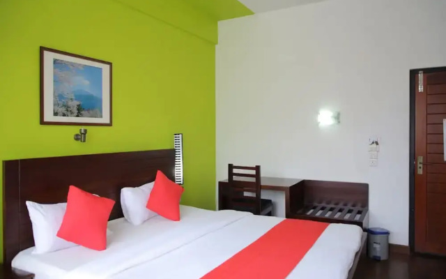 OYO 256 Subash Hotel