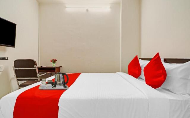 OYO 70119 Happy stay Hotels