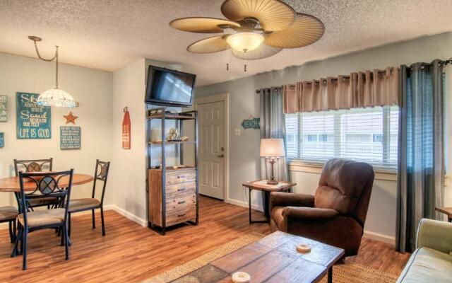 Courtyard #223 Condo